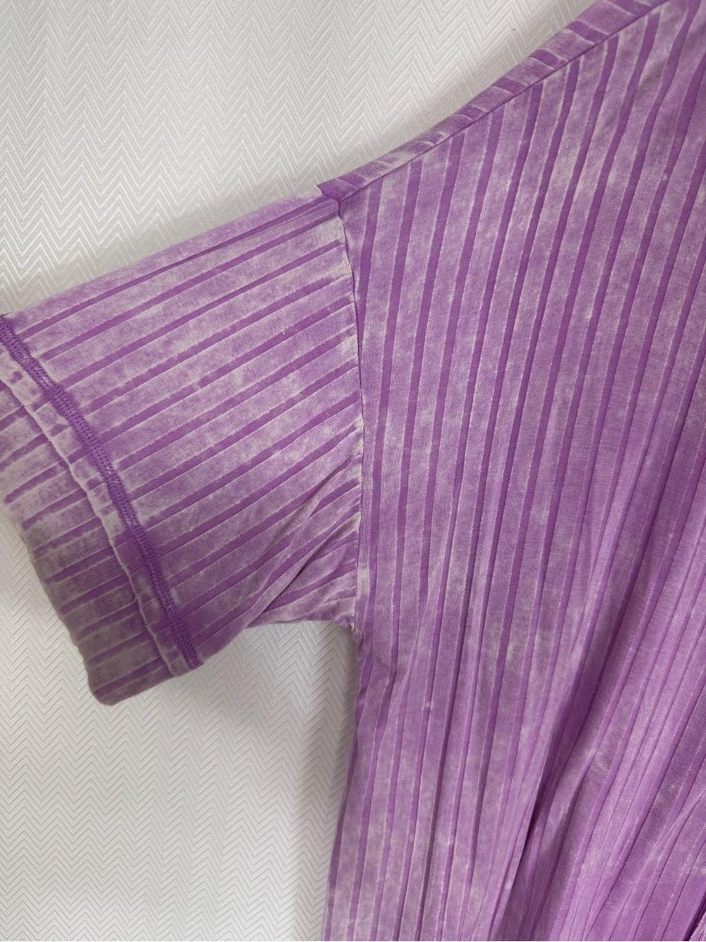 Zenana Acid Wash Lavender Ribbed Women's Top Size L/XL - Picture 4 of 7